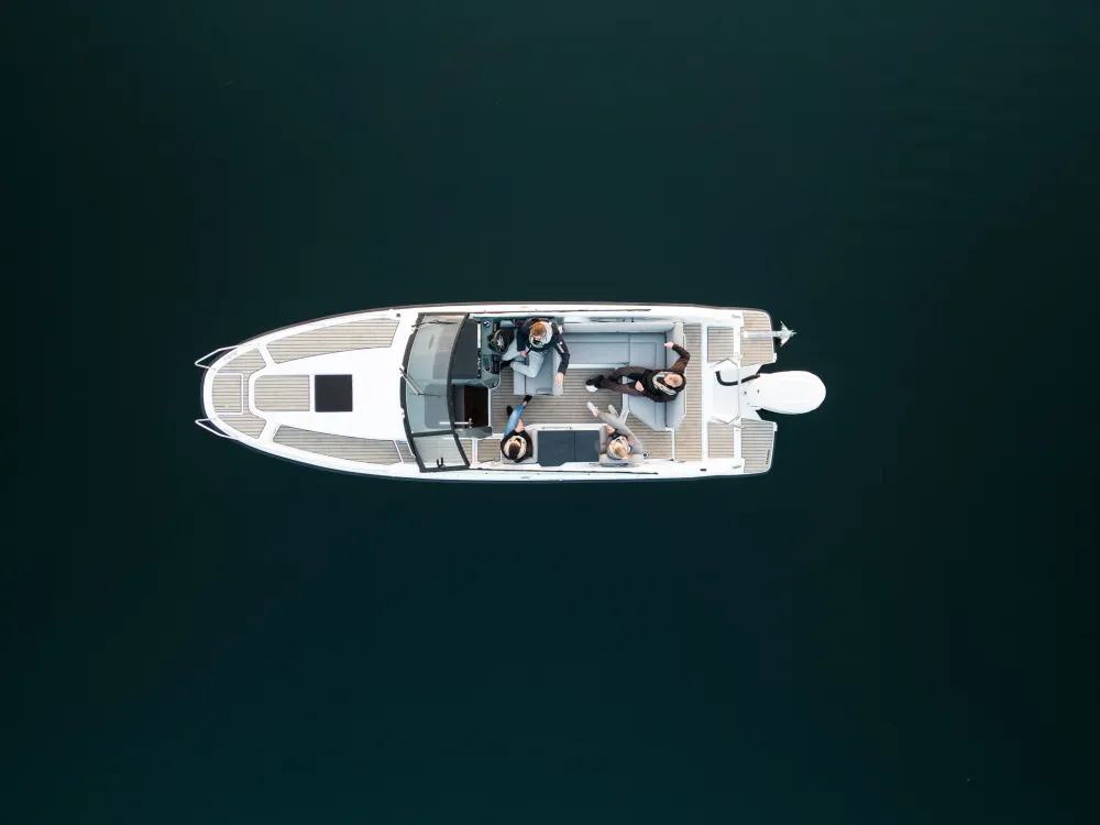 Yamarin Cross boat