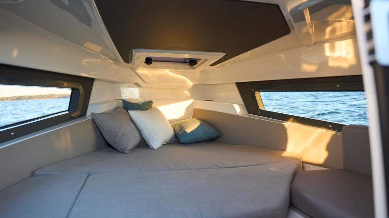Yamarin 67 Day Cruiser motor boat