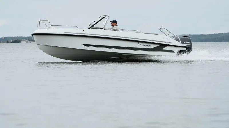 Yamarin 59 Side Console